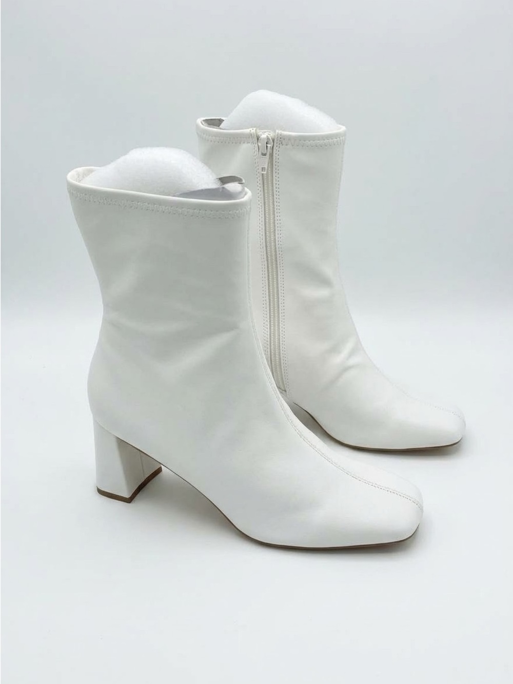 ✨NEW White Faux Leather Square Toe Block Heel Ankle Booties Size 8.5